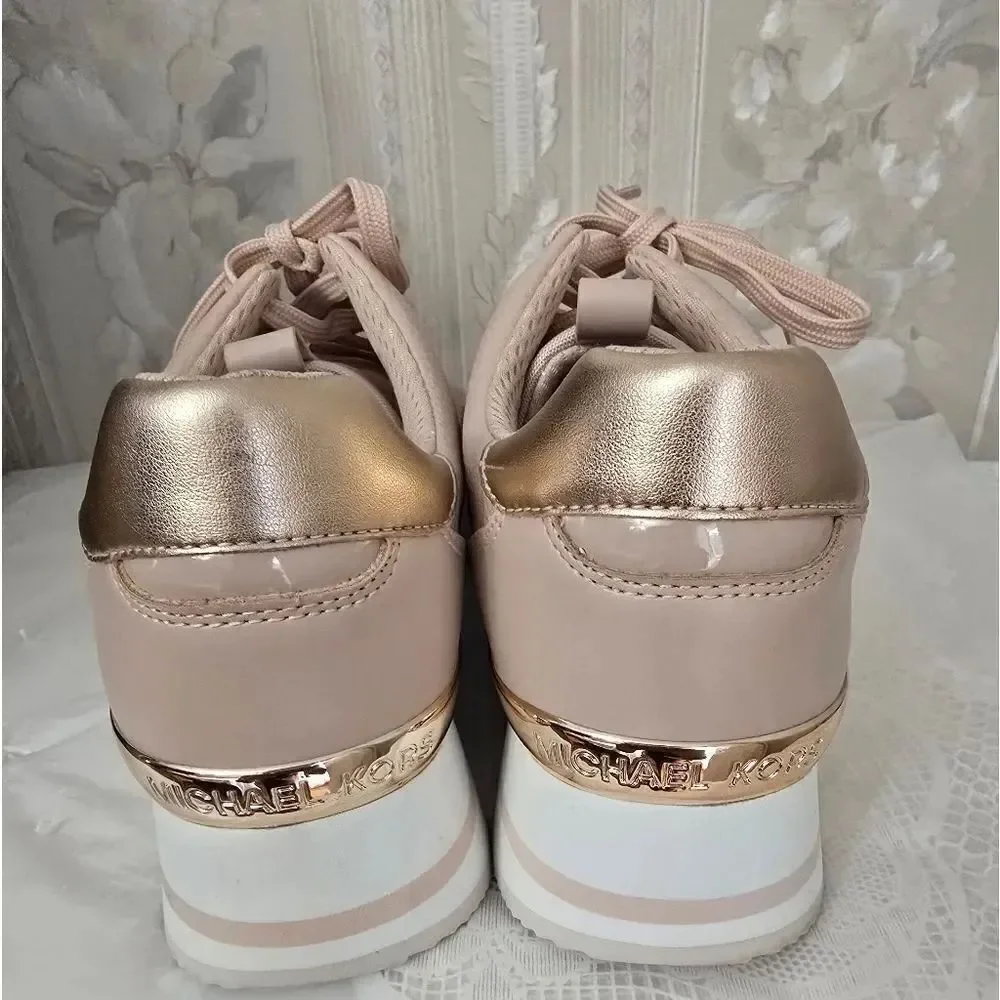 Michael Kors step out